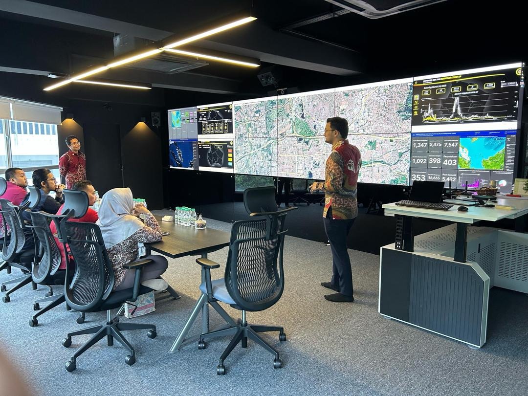 Memahat Kedaulatan Digital Malaysia Melalui Pixelspace
